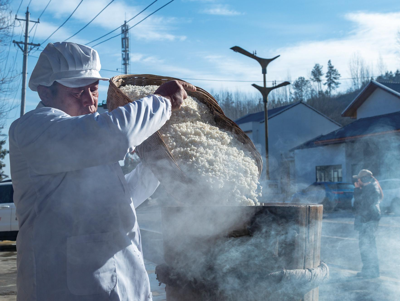 寻味房县黄酒：千年非遗，农家自酿，一口喝尽神农架下的时光醇香